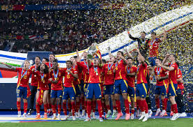 更打破了阿 更打破了阿